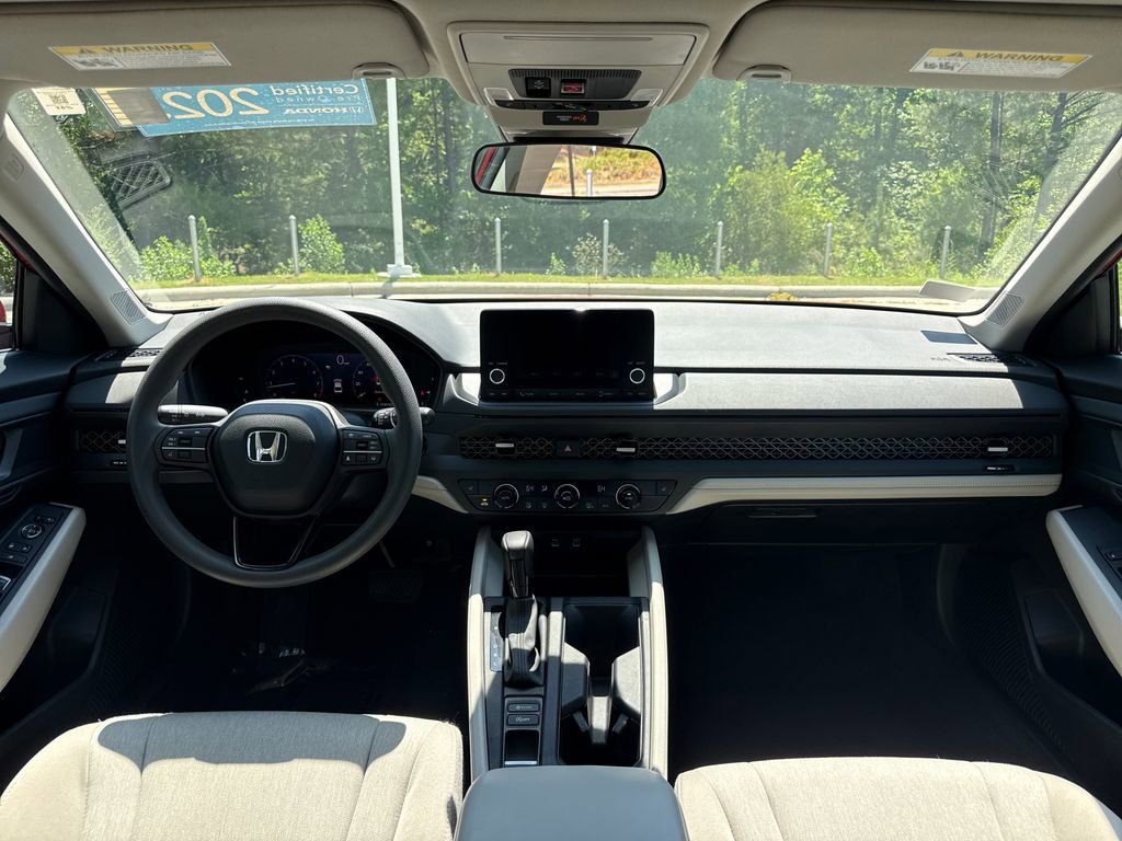 Used 2023 Honda Accord EX image 17