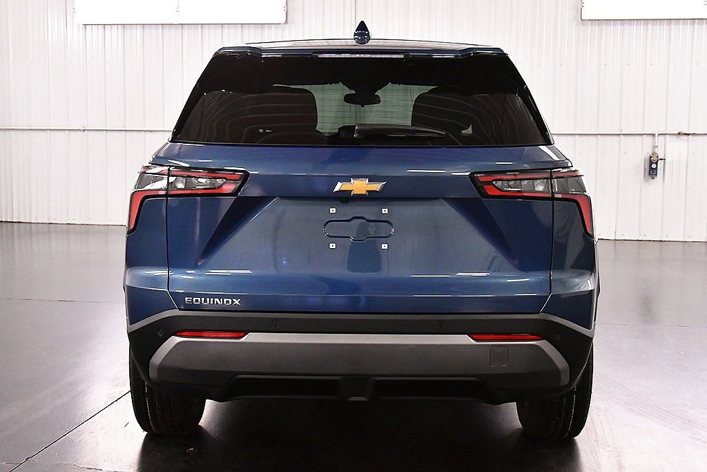 New 2026 Chevrolet Equinox LT image 6