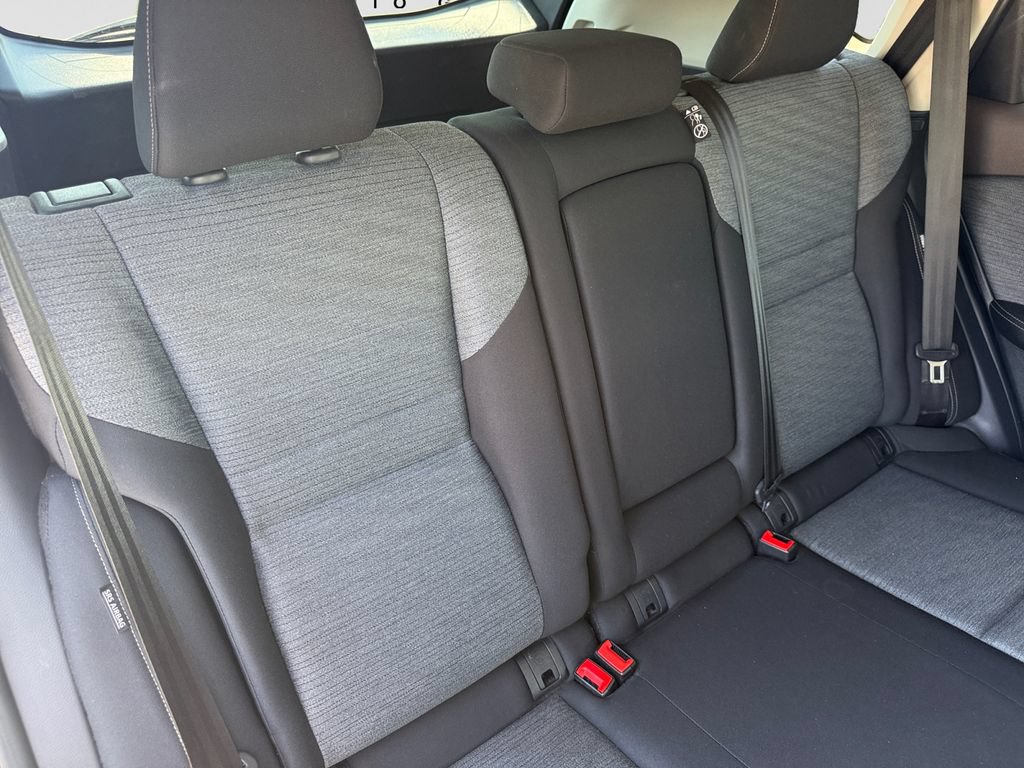 Used 2021 Nissan Rogue S AWD/4WD image 16