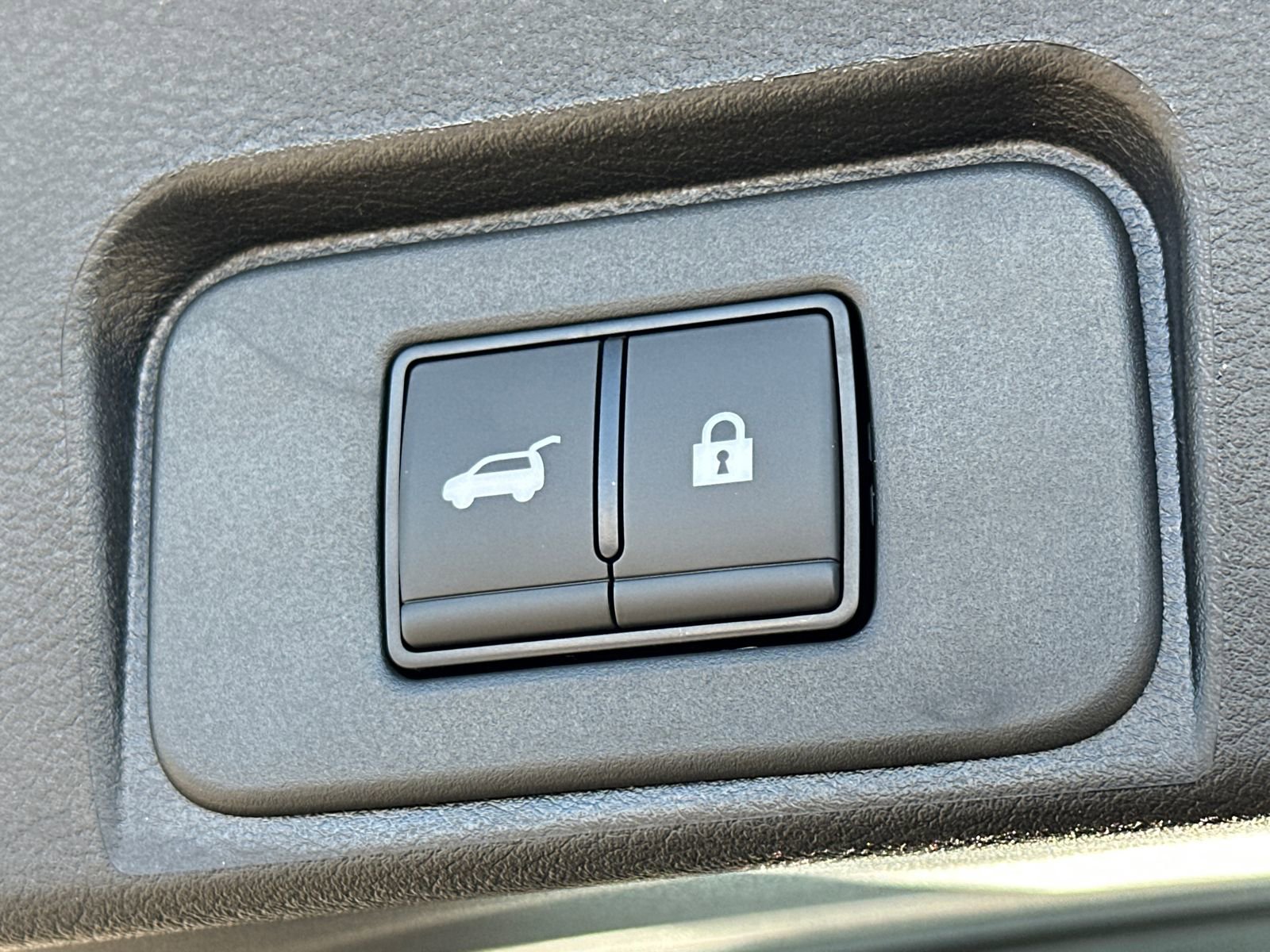 New 2026 Nissan Rogue SV image 19