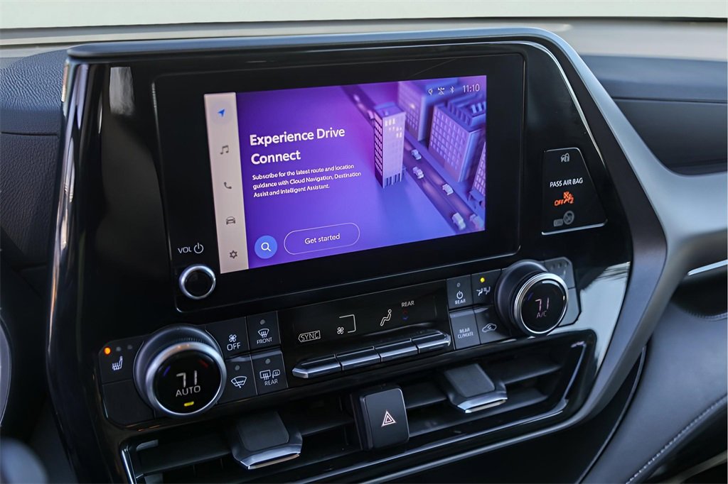 Used 2023 Toyota Highlander XLE image 19