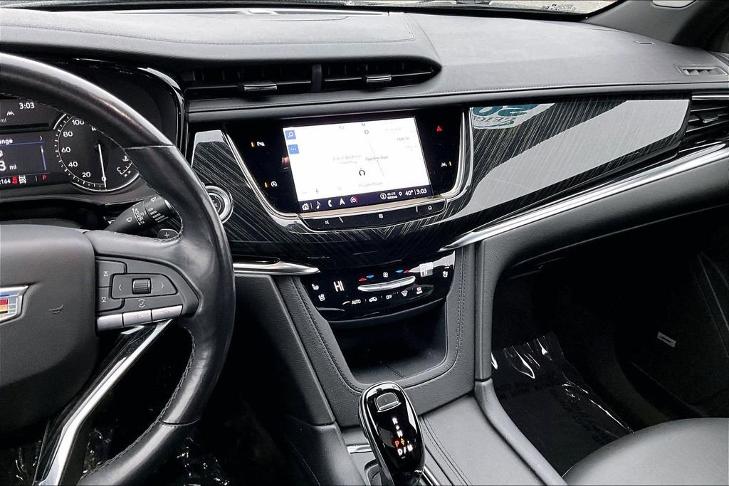 Used 2021 Cadillac XT6 Premium Luxury image 6