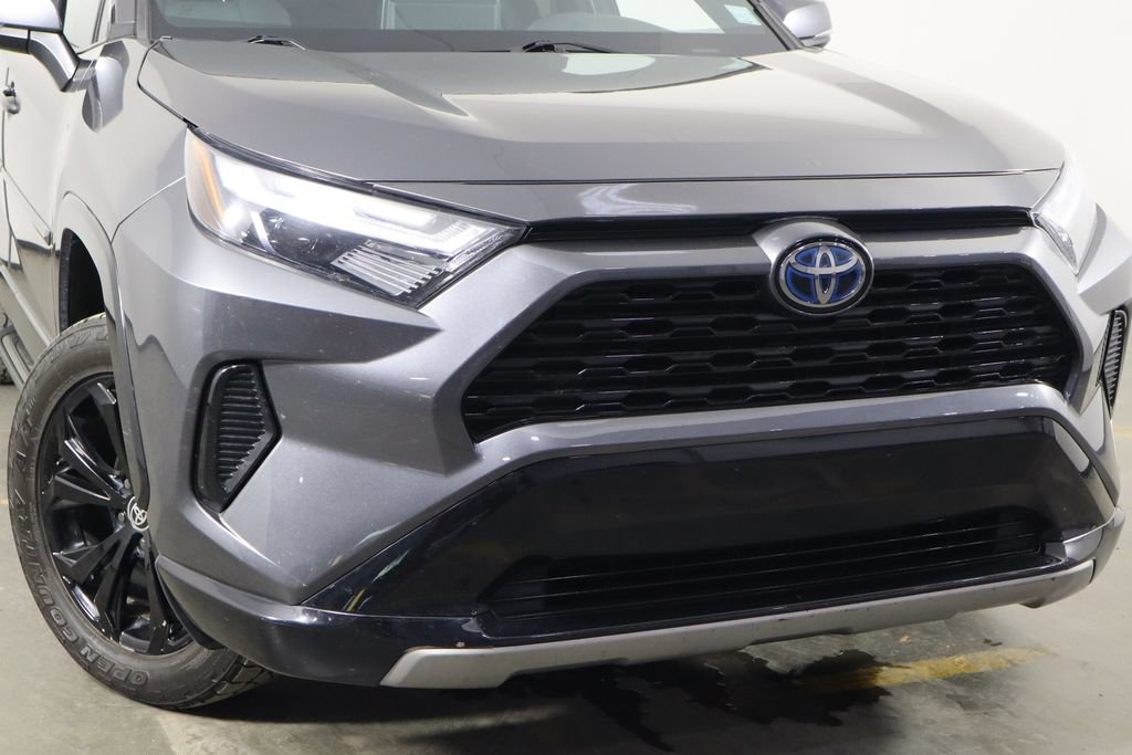 Used 2022 Toyota RAV4 SE w/ Convenience Package AWD/4WD image 47