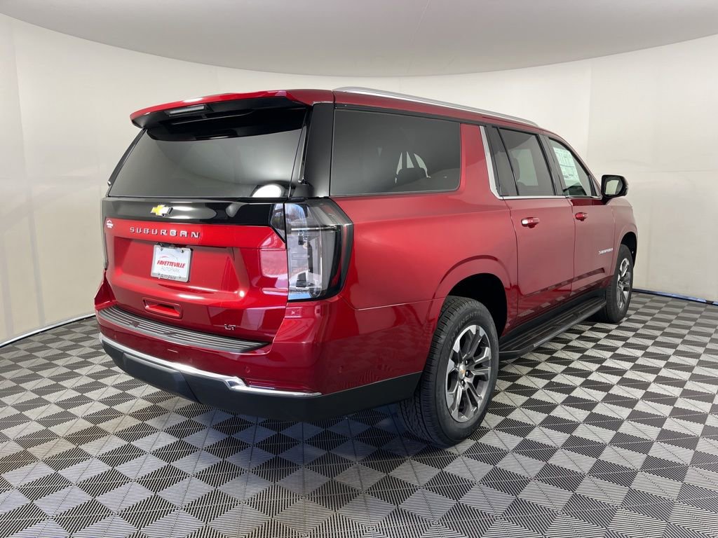 New 2026 Chevrolet Suburban LT image 5