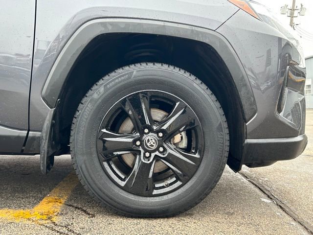 Used 2023 Toyota RAV4 XLE w/ Convenience Package image 14