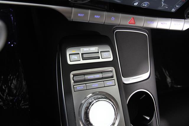 Certified 2024 Genesis GV70 2.5T w/ Select Package image 16