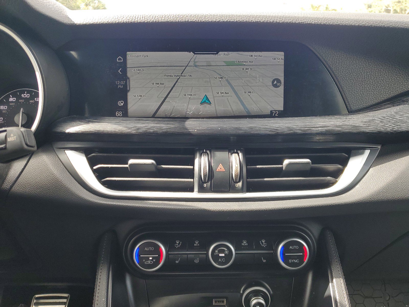 Used 2022 Alfa Romeo Stelvio Sprint image 8