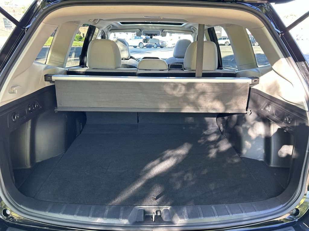 Used 2020 Subaru Forester Premium AWD/4WD image 27