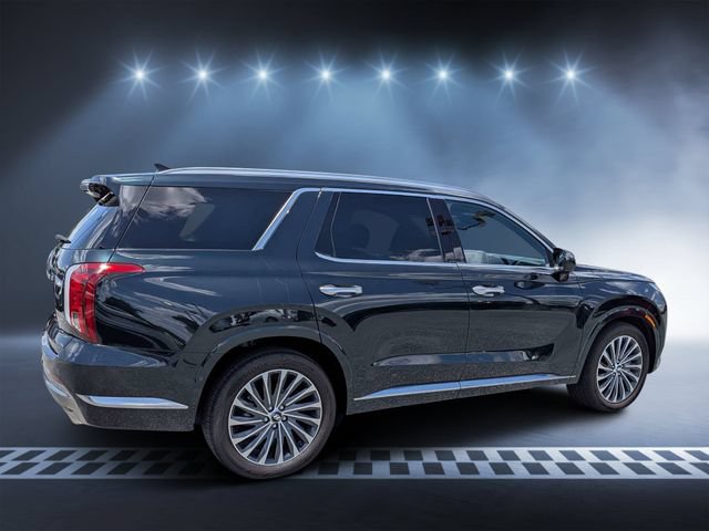 Used 2025 Hyundai Palisade Calligraphy FWD image 3