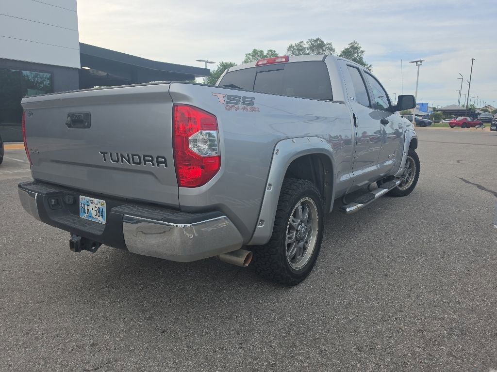 Used 2016 Toyota Tundra SR5 AWD/4WD image 21