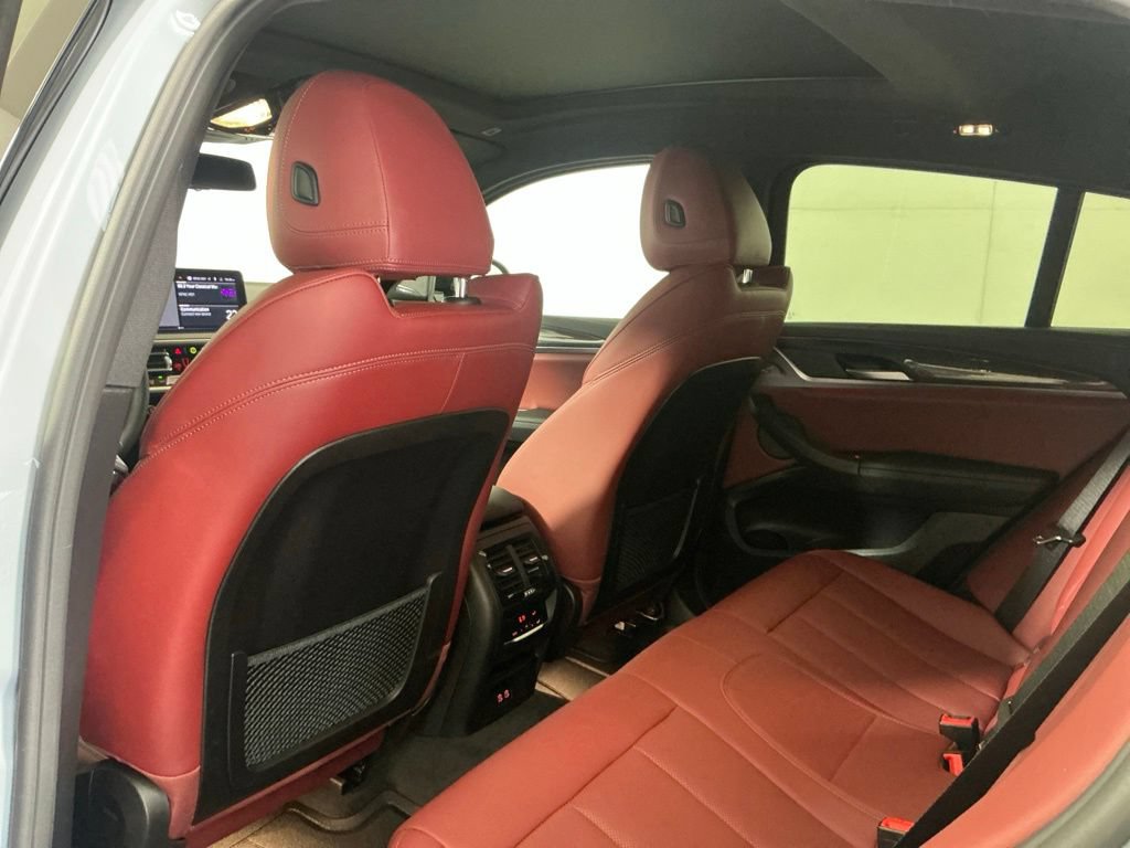 Certified 2024 BMW X4 M40i w/ Premium Package AWD/4WD image 25