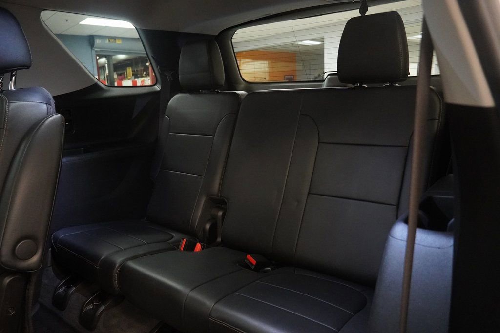 Used 2019 Chevrolet Traverse Premier w/ Redline Edition image 30