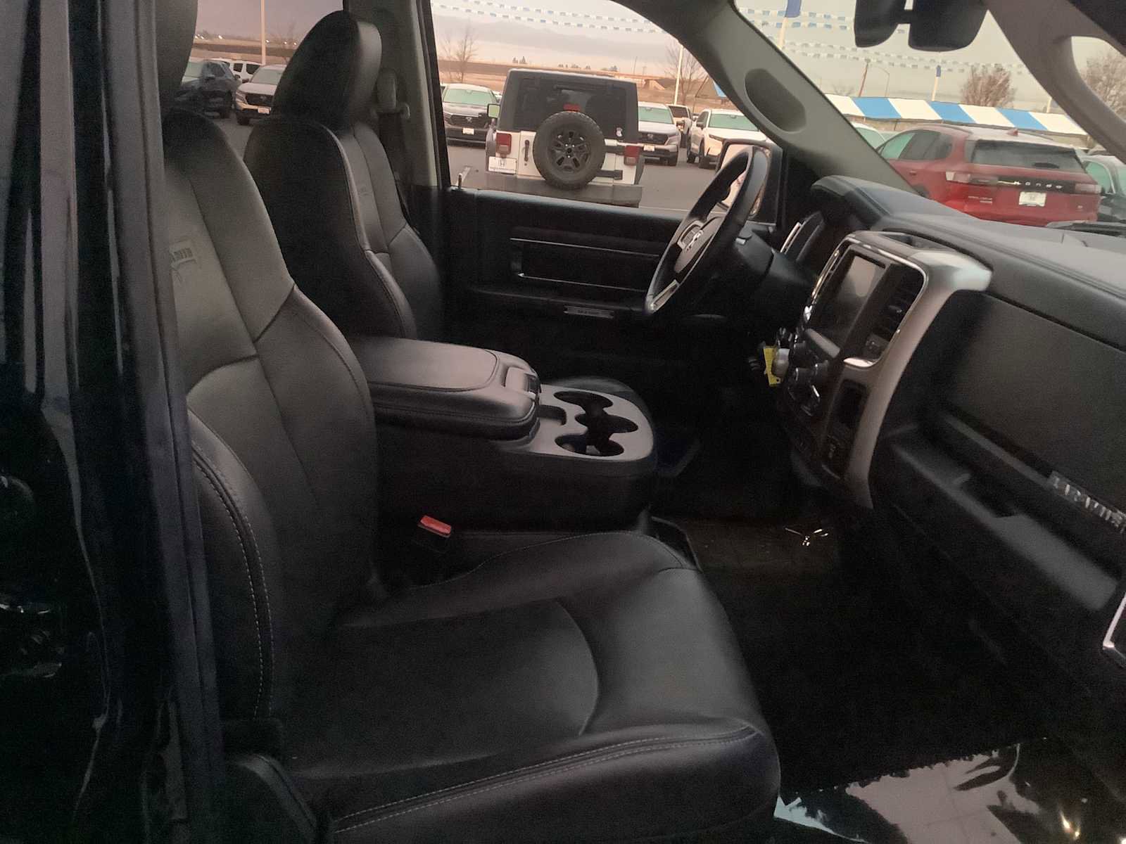 Used 2017 RAM 1500 Laramie image 16