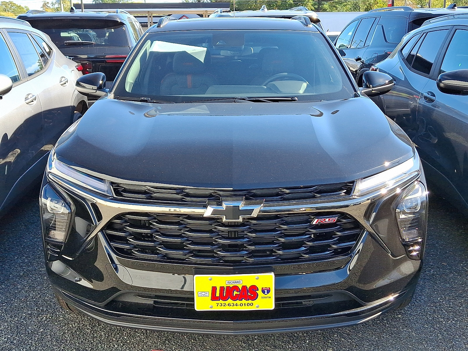 New 2026 Chevrolet Trax RS w/ Sunroof Package image 2