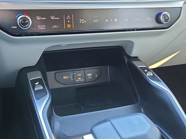 Used 2024 Kia Sorento S w/ Panoramic Sunroof Package image 29