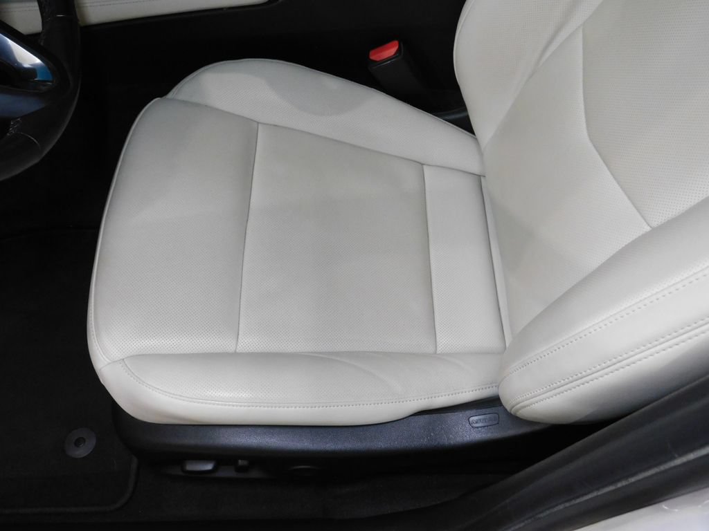 Used 2022 Cadillac CT4 Premium Luxury AWD/4WD image 34