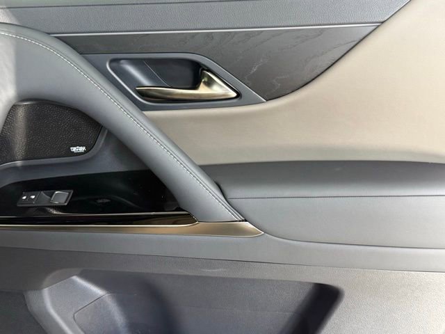 New 2025 Lexus LX 700h Overtrail image 28