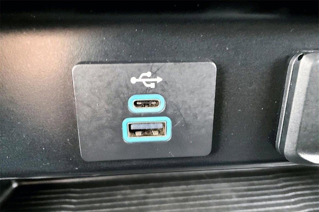 Used 2024 Ford F350 XLT image 33