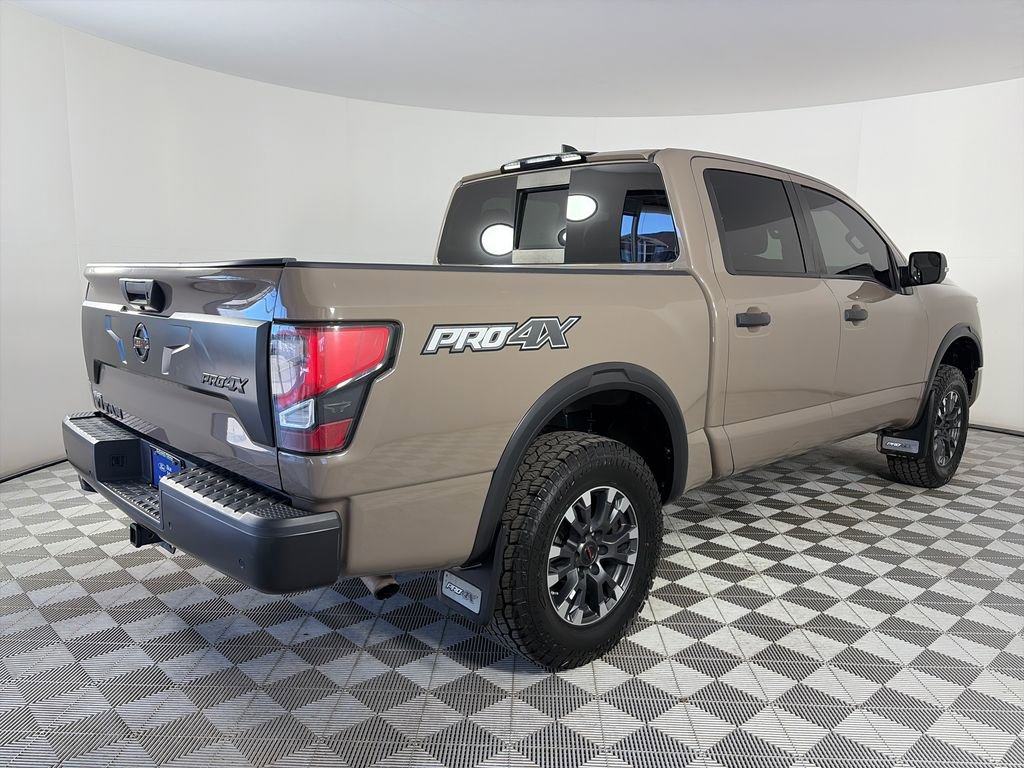Used 2022 Nissan Titan PRO-4X w/ Pro-4x Convenience Package image 7