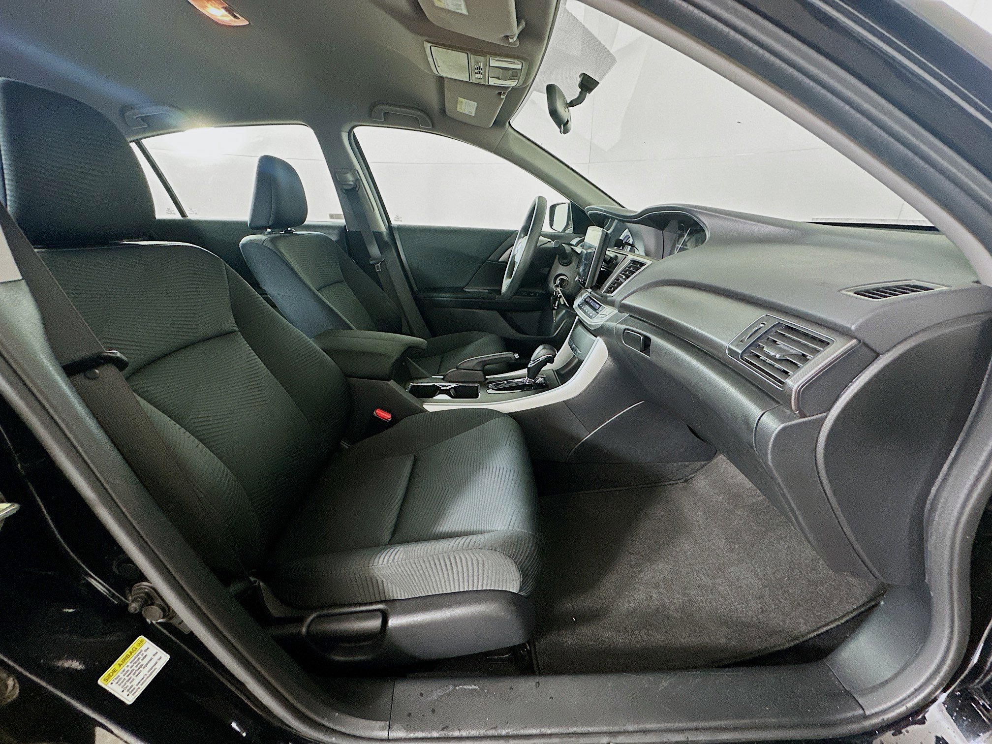 Used 2014 Honda Accord LX image 29