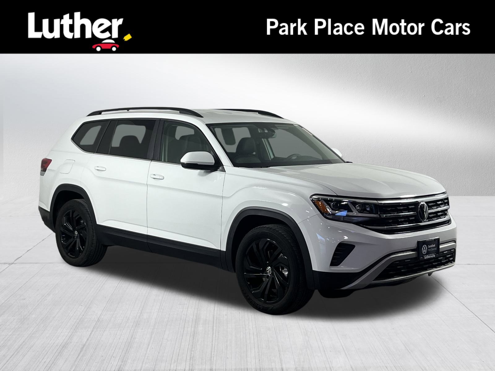 Certified 2023 Volkswagen Atlas SE w/ Black Wheel Package image 1