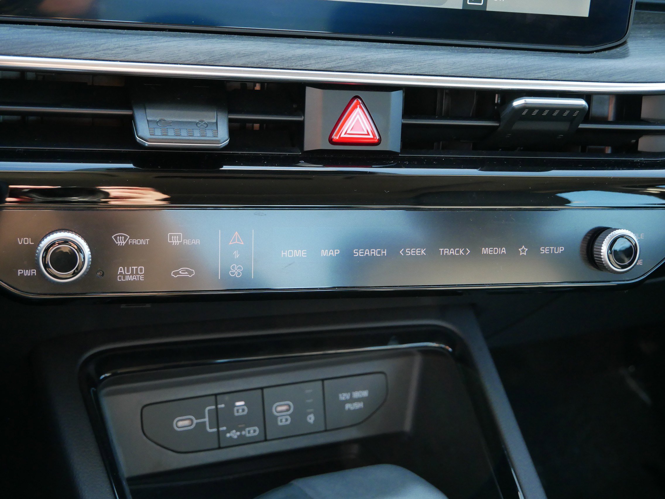 Used 2025 Kia K5 EX image 23