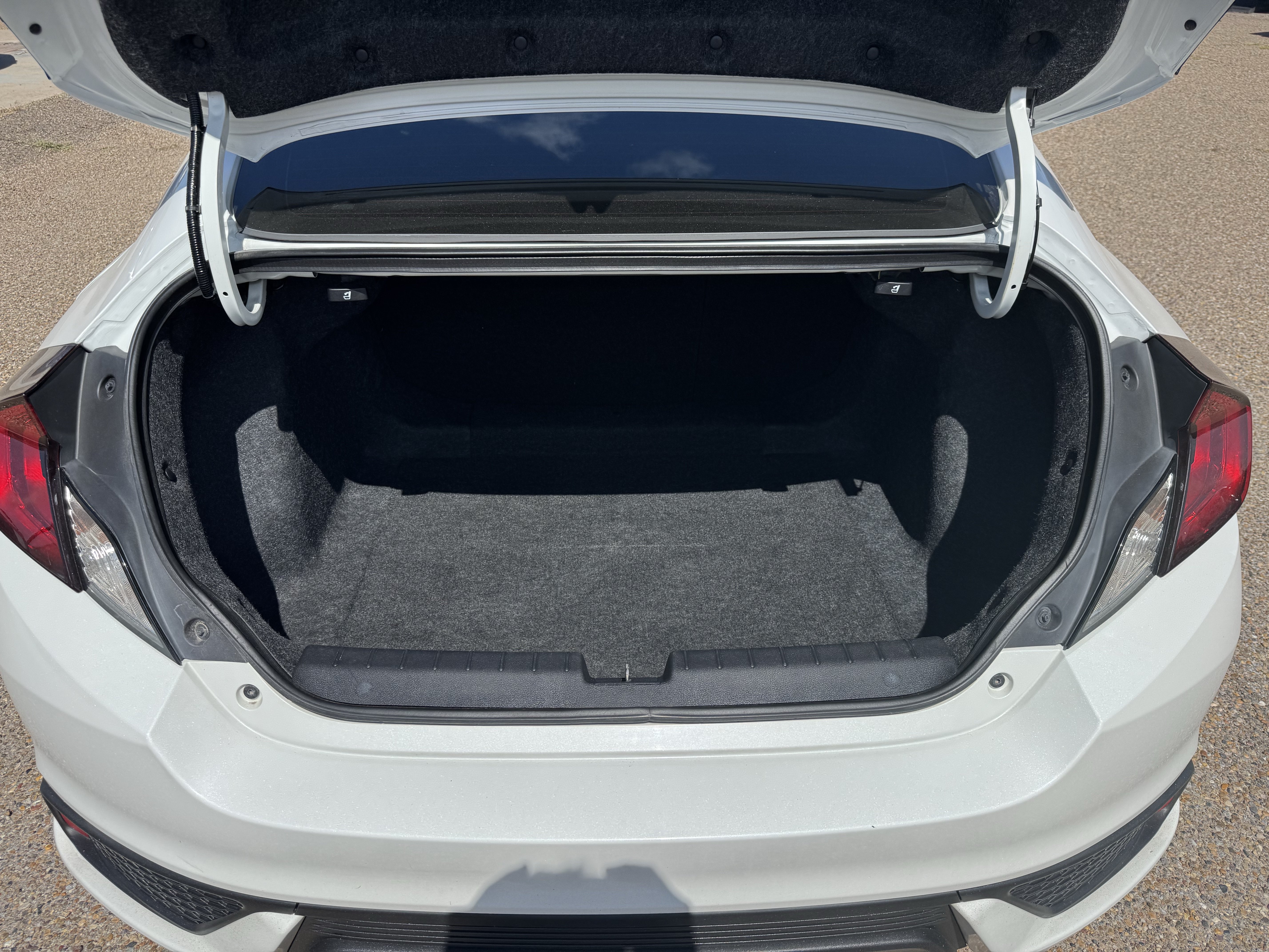Used 2019 Honda Civic EX image 24
