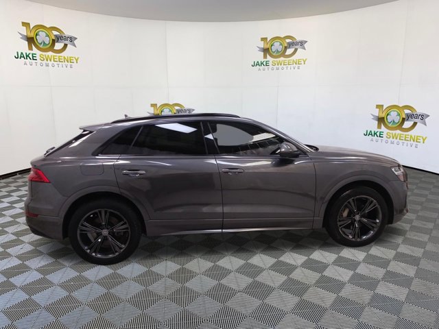 Used 2019 Audi Q8 Premium image 11
