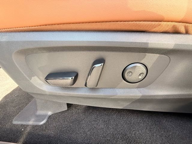 New 2026 Nissan Pathfinder Platinum w/ Cargo Package image 13