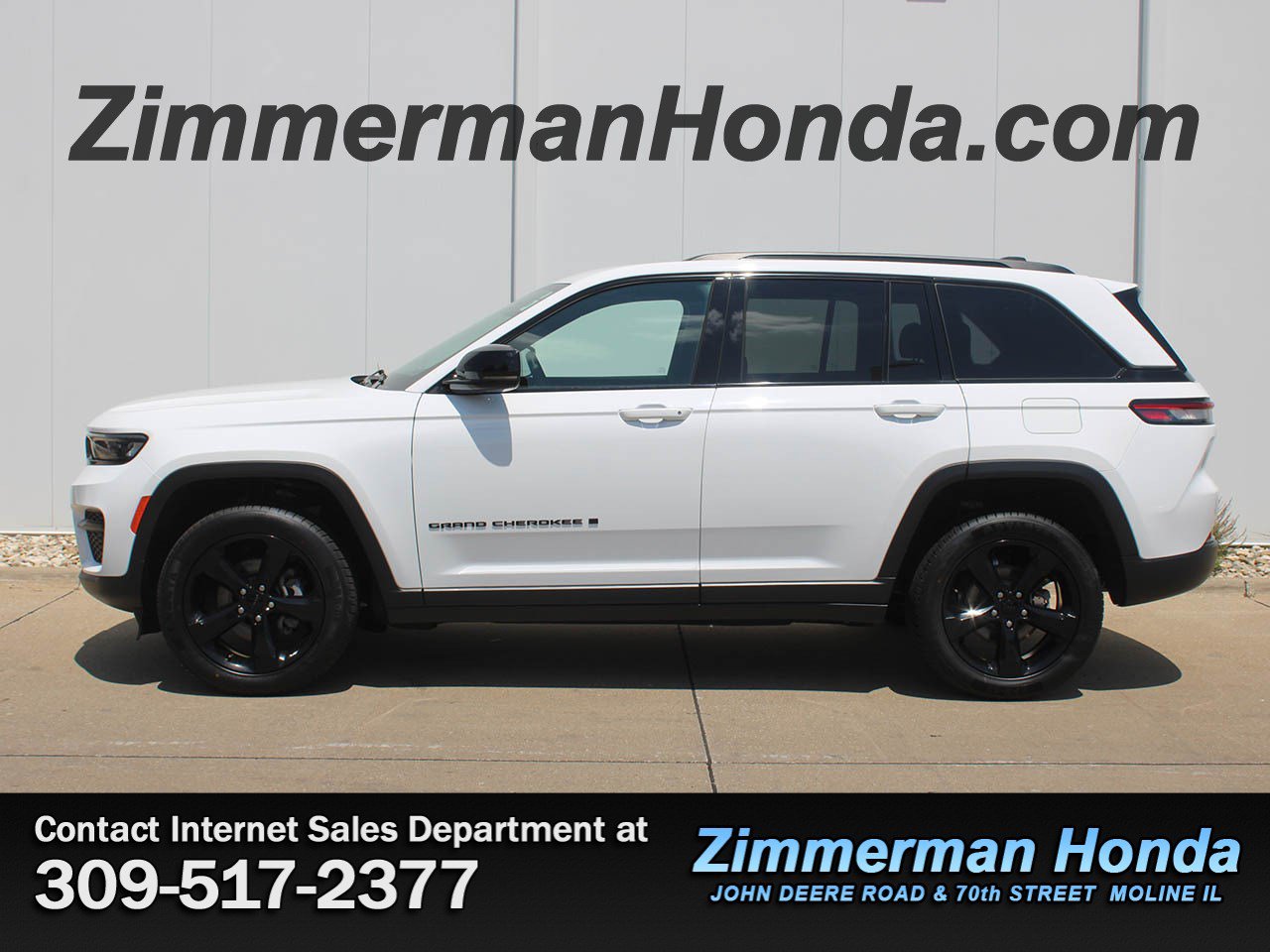 Used 2023 Jeep Grand Cherokee Altitude AWD/4WD image 22