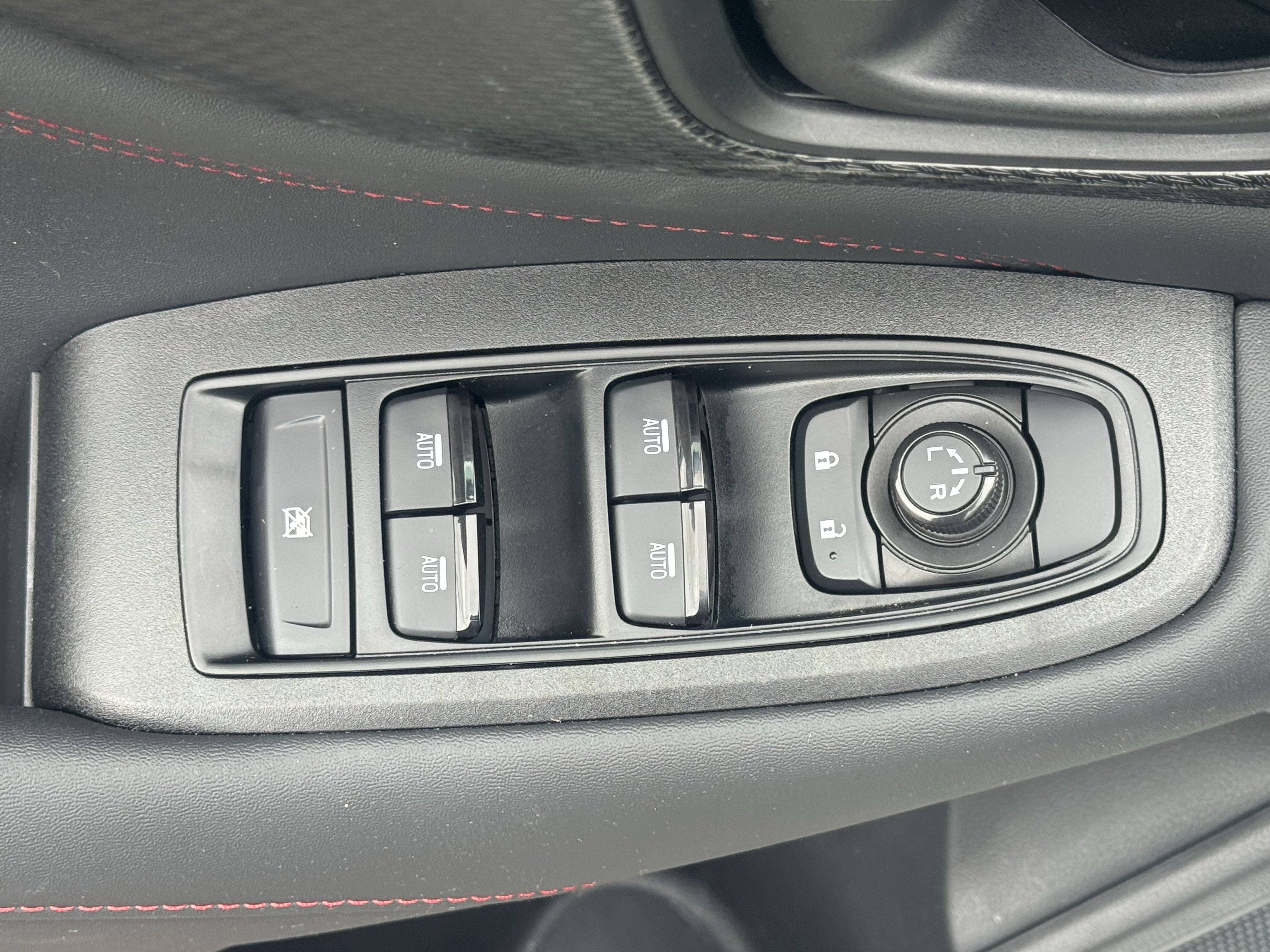 Certified 2025 Subaru Legacy Premium AWD/4WD image 16