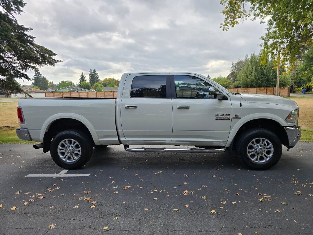 Used 2016 RAM 3500 Laramie w/ Convenience Group image 8
