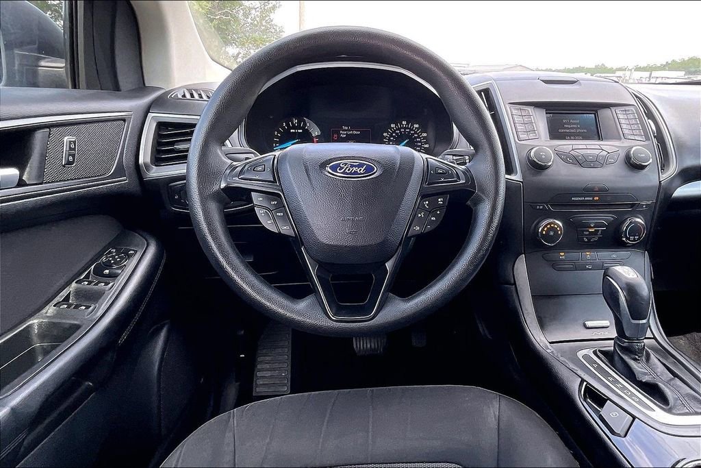 Used 2015 Ford Edge SE FWD image 8
