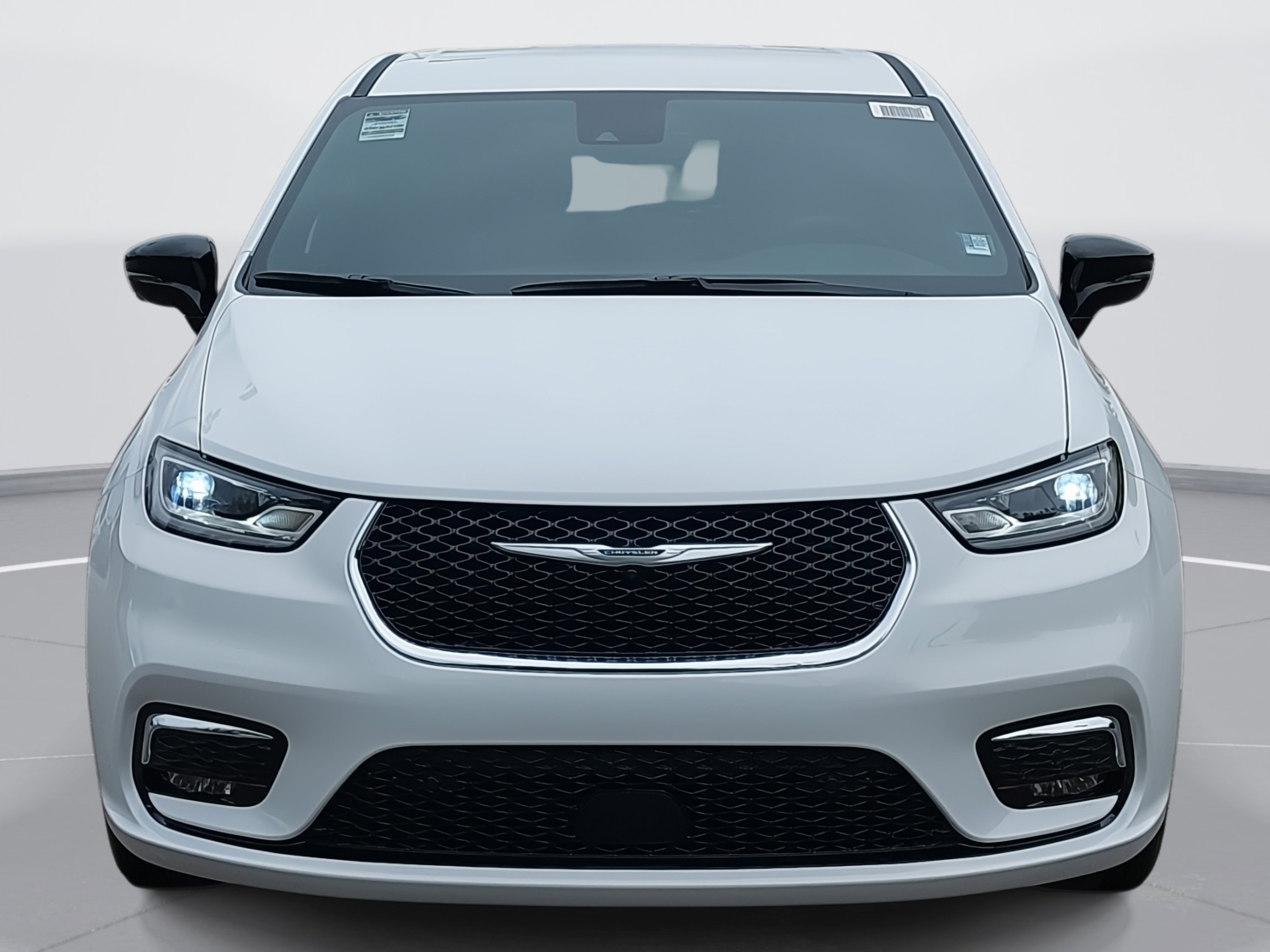 New 2026 Chrysler Pacifica Select image 2