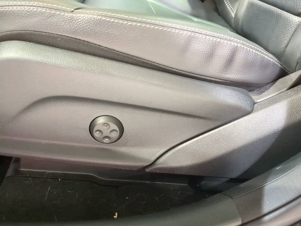 Certified 2022 Mercedes-Benz GLC 300 4MATIC image 15