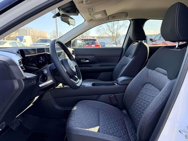 New 2026 Nissan Kicks SV image 16