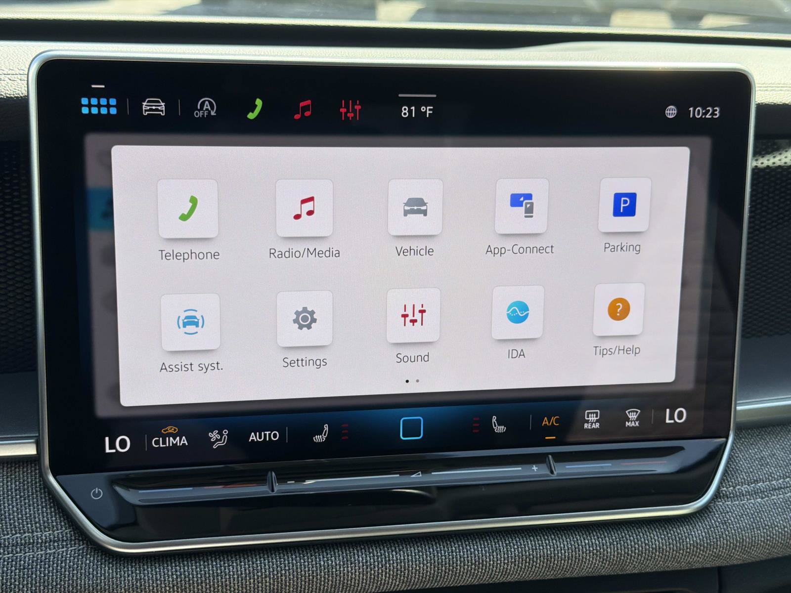 Certified 2026 Volkswagen Tiguan S FWD image 29