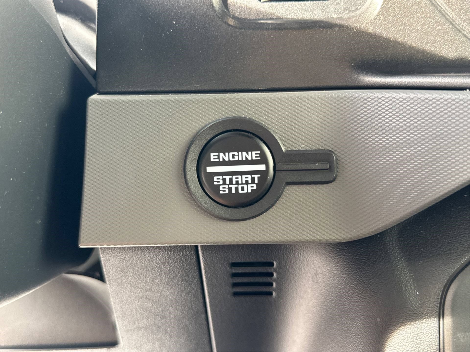 Used 2023 Ford Bronco 4-Door AWD/4WD image 31
