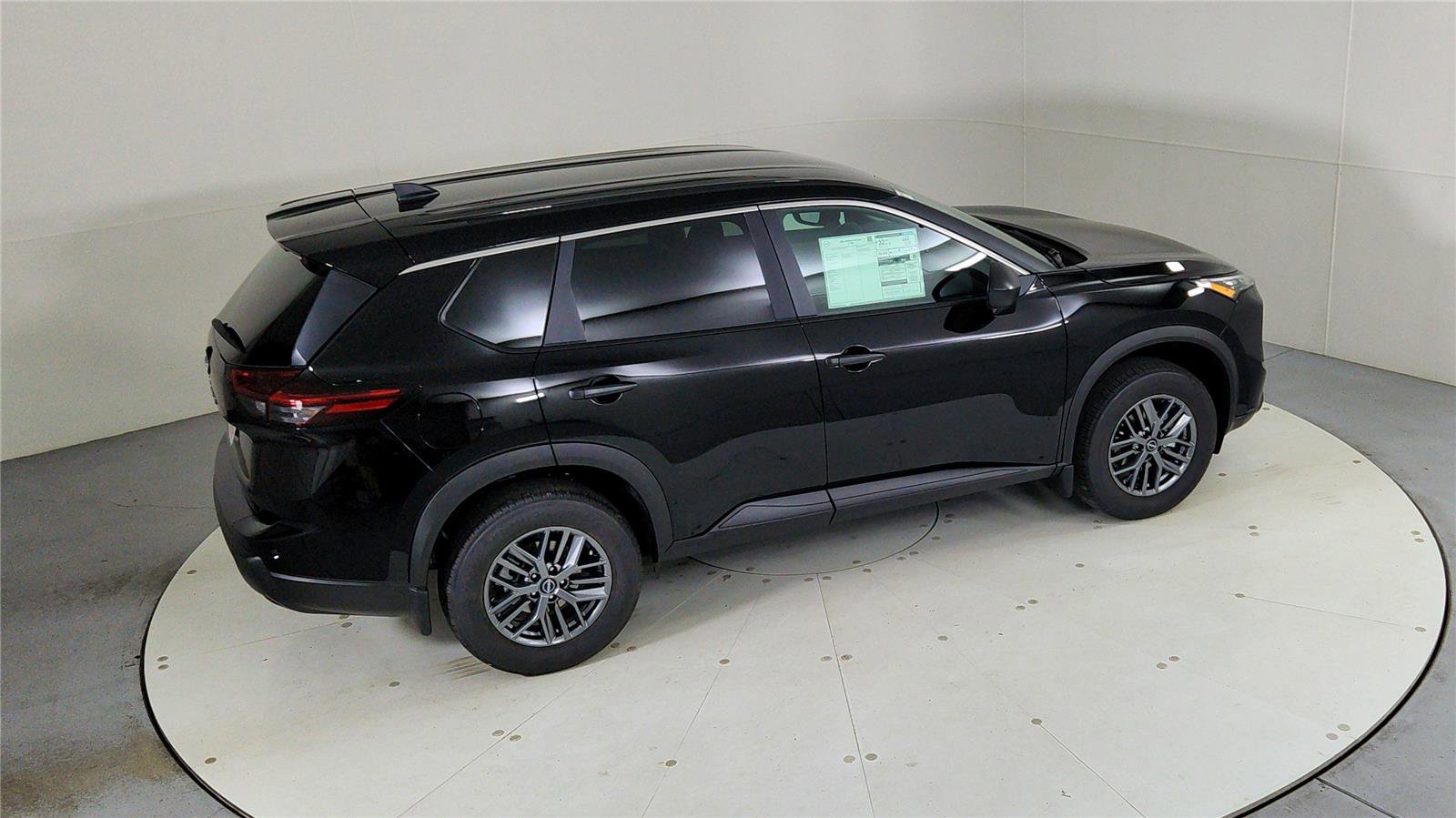 Certified 2026 Nissan Rogue S image 39