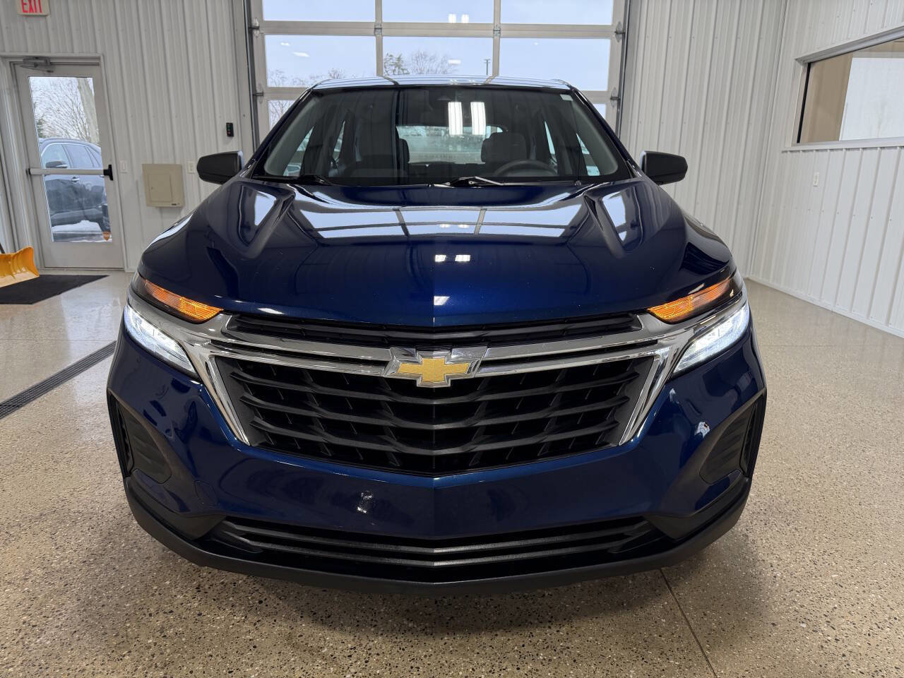 Used 2022 Chevrolet Equinox LS AWD/4WD image 39