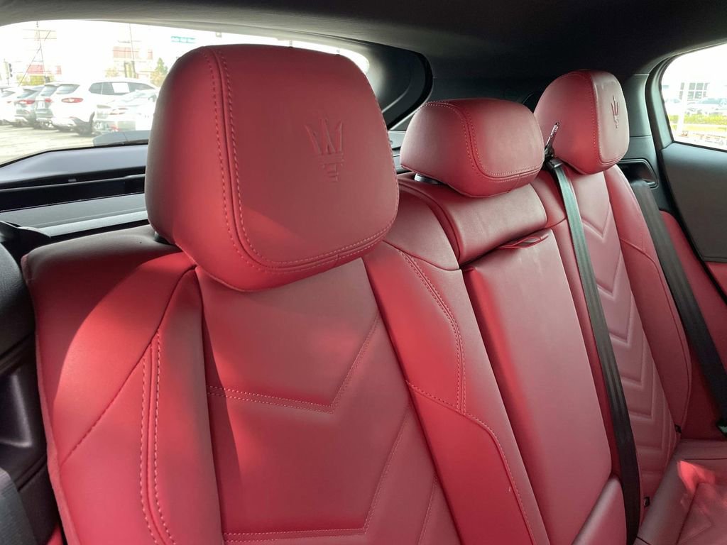 New 2026 Maserati Grecale Modena image 23