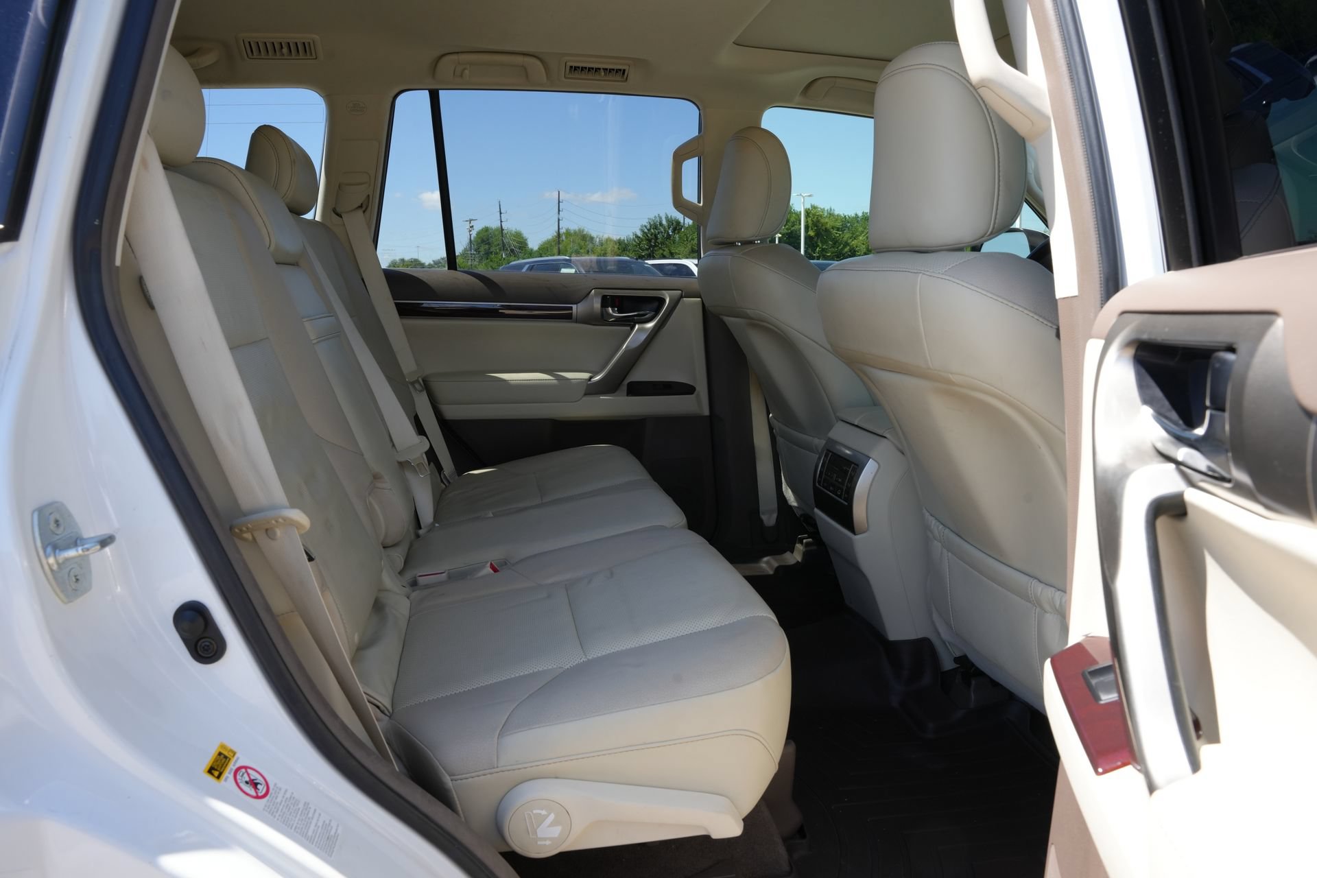 Used 2019 Lexus GX 460 Premium AWD/4WD image 23