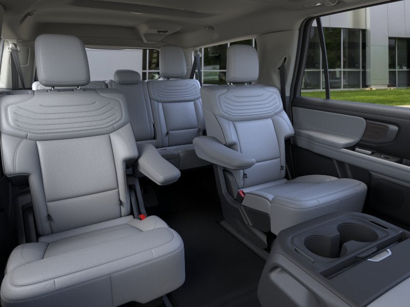 New 2026 Ford Expedition Max Platinum w/ Platinum Ultimate Package AWD/4WD image 11