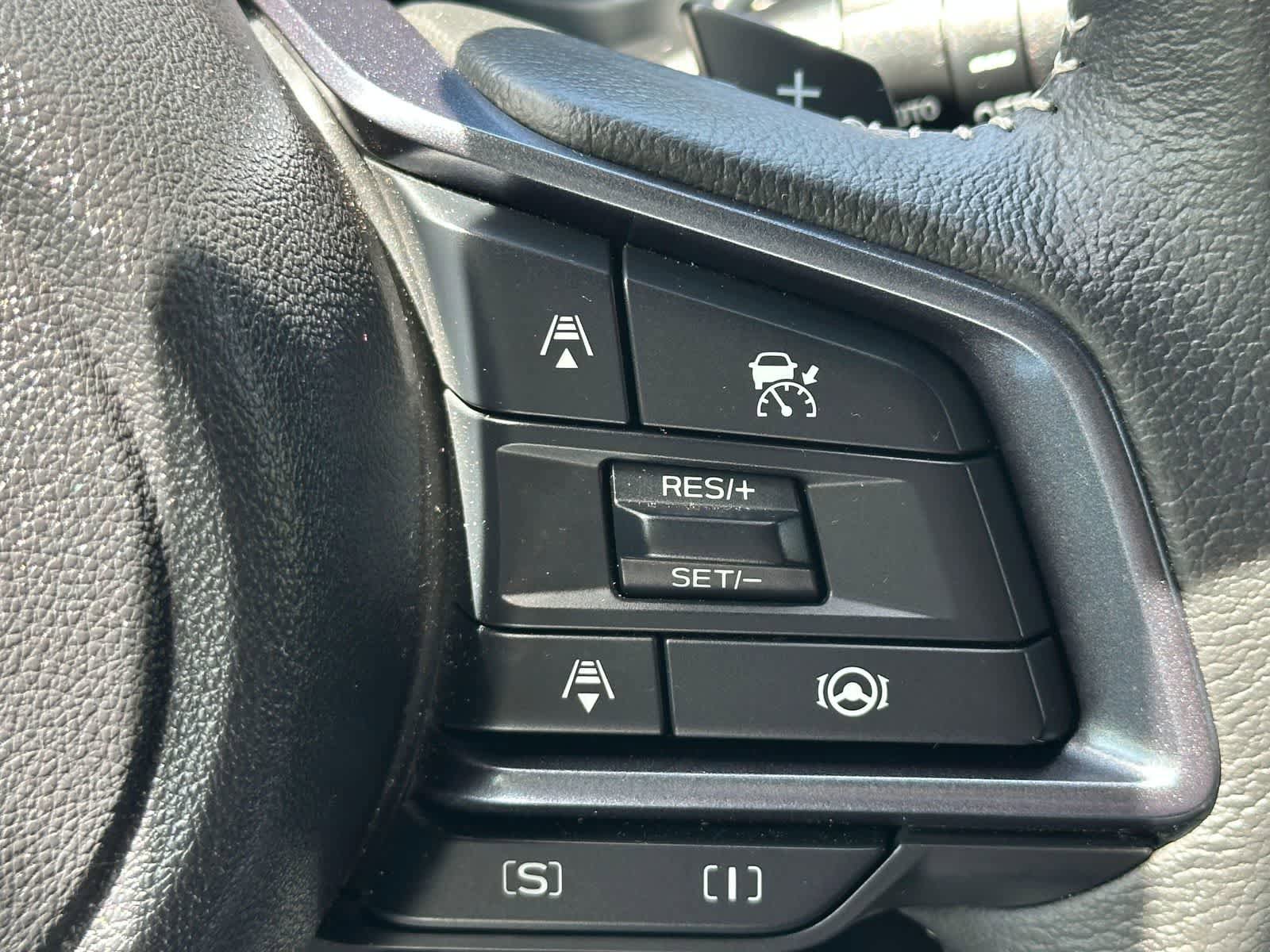Certified 2025 Subaru Forester Limited AWD/4WD image 29