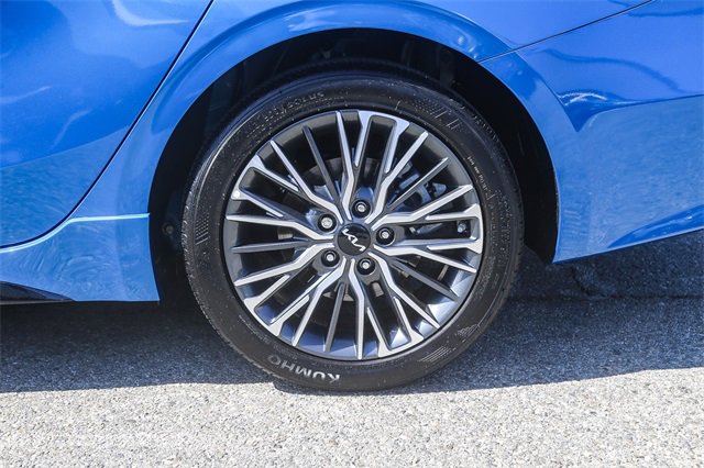 Certified 2024 Kia Forte GT-Line w/ GT-Line Premium Package image 12