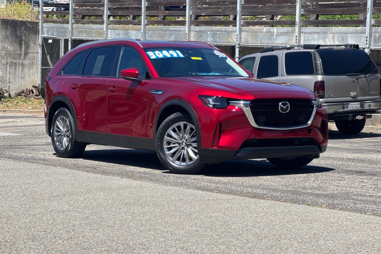 Used 2024 MAZDA CX-90 Plug-In Hybrid w/ Preferred AWD/4WD image 2