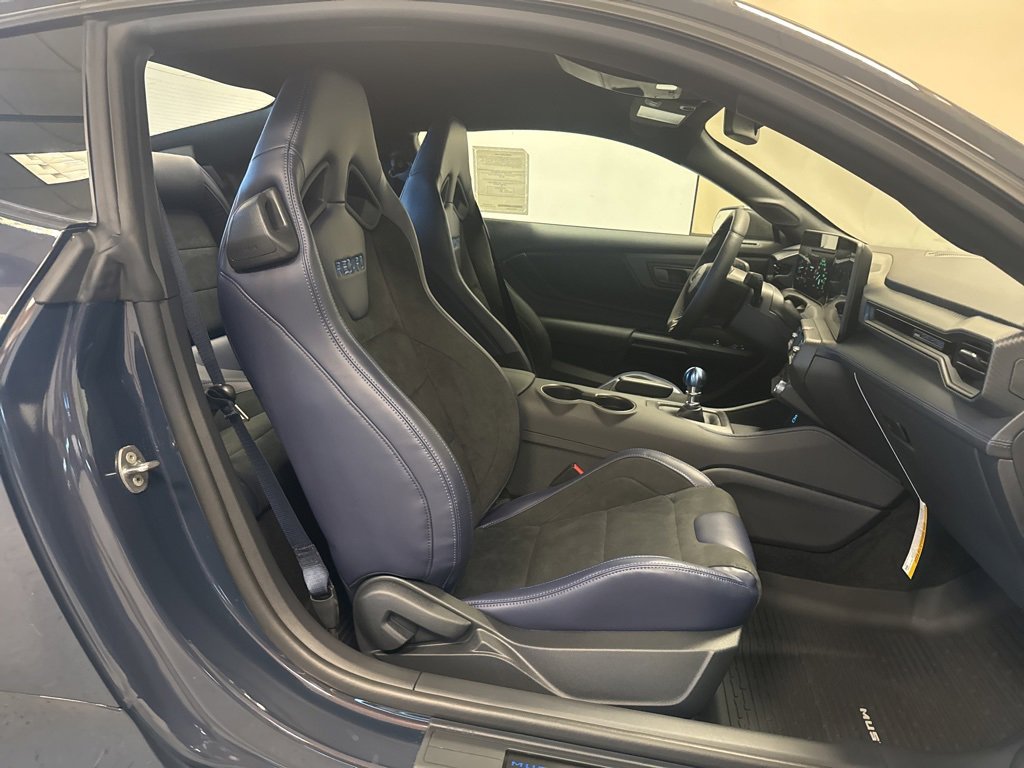 New 2025 Ford Mustang Dark Horse w/ Dark Horse Handlin Package image 39