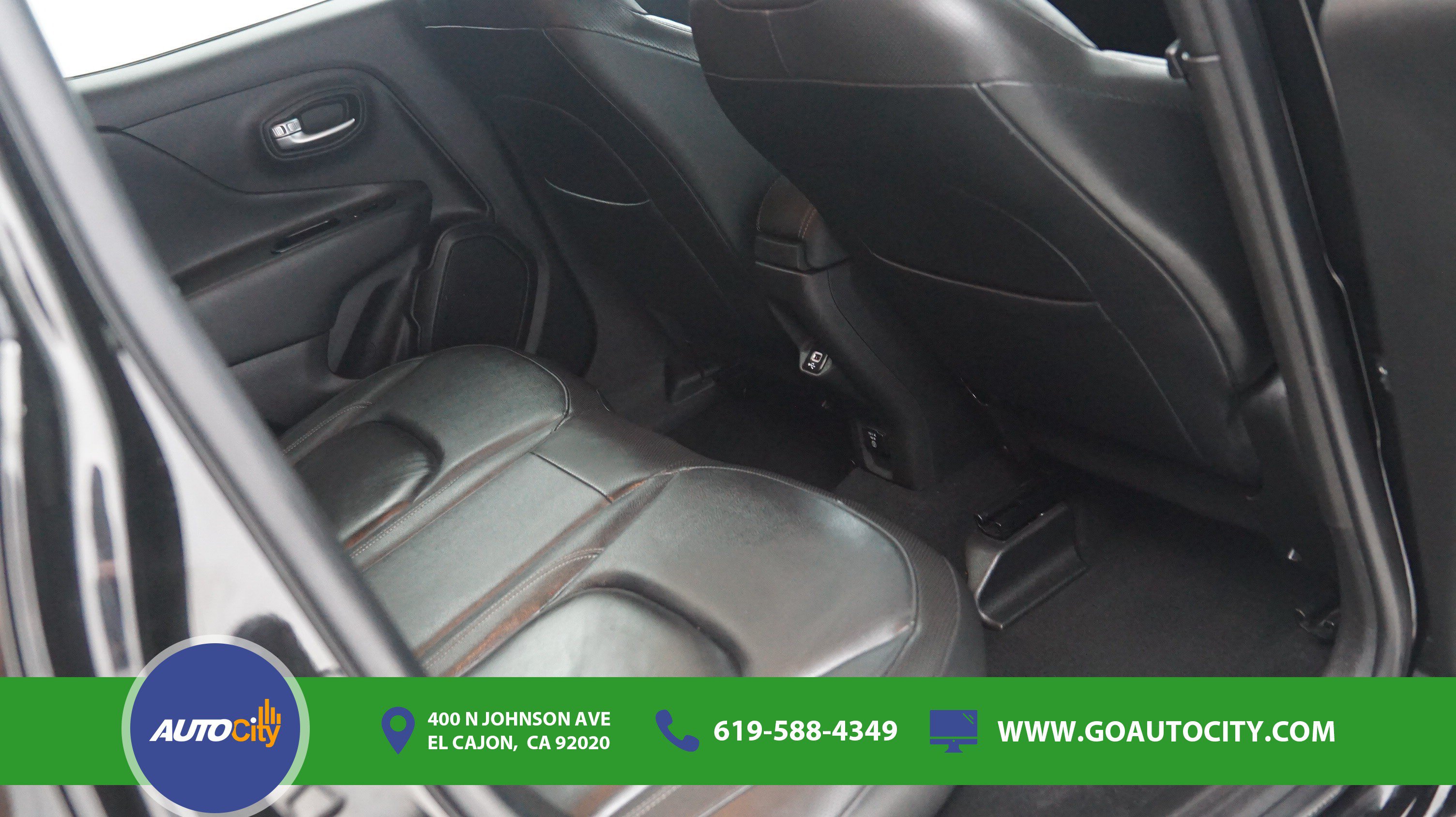 Used 2022 Jeep Renegade Limited AWD/4WD image 13