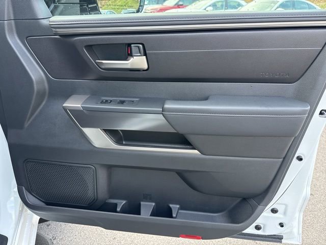 Used 2025 Toyota Sequoia Platinum image 16