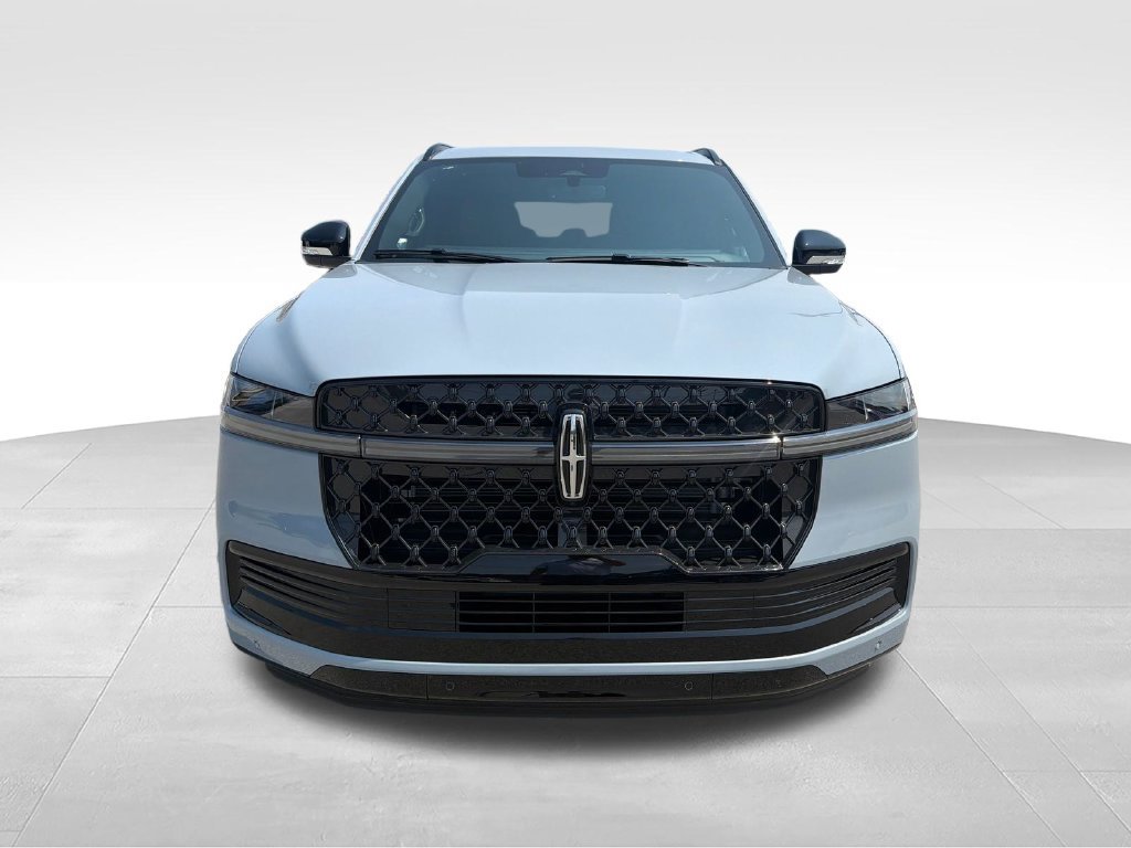 New 2027 Lincoln Navigator Reserve w/ Jet Appearance Package AWD/4WD image 8